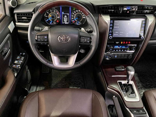 Imagem 9 de 15 de Toyota Hilux Sw4 Srx 4x4 S.8 Tdi 16v 2020