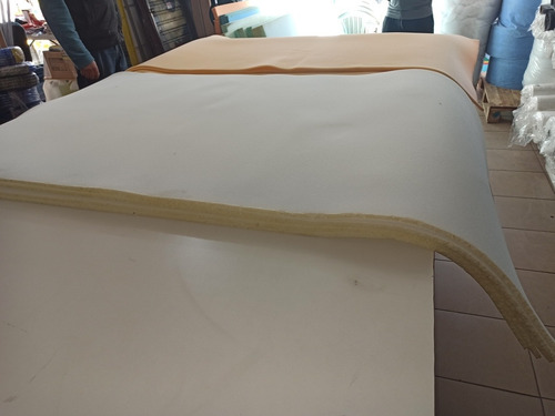 Imagen 2 de 2 de Goma Espuma De Alta Densidad De 2x1m De 1 Cm De Espesor