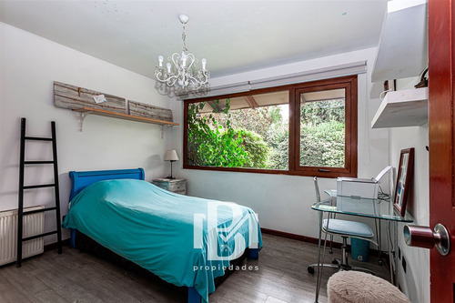 Casa En Venta De 5 Dorm. Camino San Antonio Las Condes