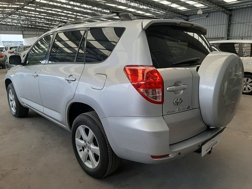 Imagen 5 de 13 de Toyota Rav 4 Nafta Con Gnc 4x4 Todo Terreno Consg Nv