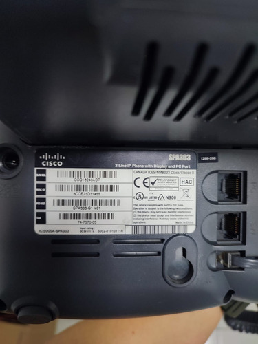 Teléfono Ip De 3 Líneas Cisco Spa 303