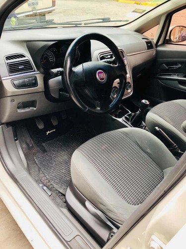 Fiat Punto 1.6 Essence 2011