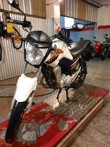 Imagen 9 de 15 de Honda New Titan 150 Usado Fcia C/garantia Glh Wave Motopier