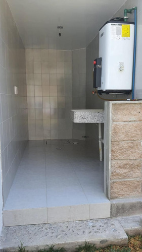 Casa Nueva En Renta En Una Privada De Toluca Con Jardin