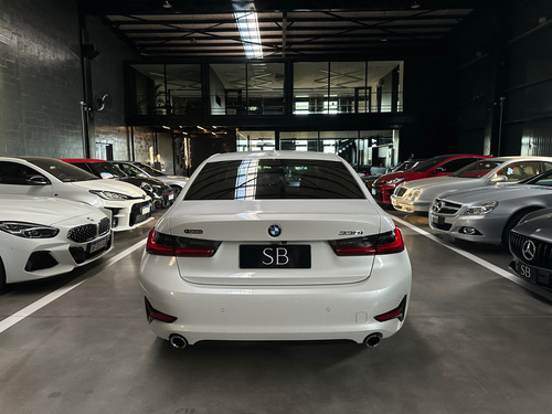 BMW Serie 3 3.0 330i Sedan Sport Line 252cv