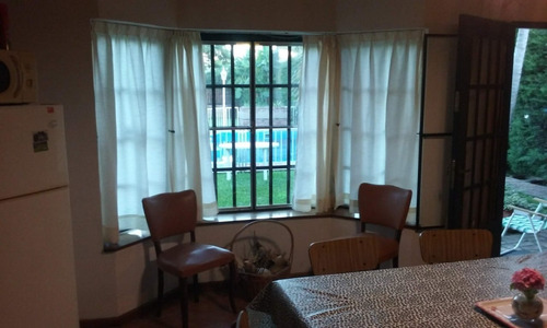 Imagen 9 de 16 de Casa Dos Dormitorios C/piscina, Galería, Parrilla Cubierta, Aire Acondicionado Y Ventiladores De Techo