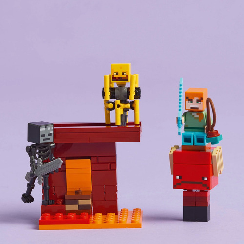 Lego® Minecraft® La Batalla De Lava Del Inframundo 21266 99 Lava Del Inframundo