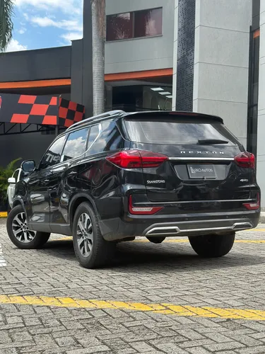 Ssangyong Rexton Supreme