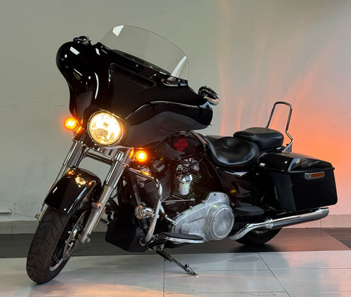 Excelente Harley Davidson Electra Glide 2019
