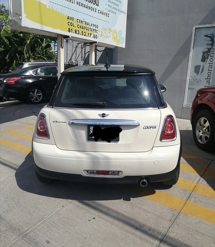 Imagen 2 de 2 de Mini Cooper 2011 1.6 All Black 6vel Aa Mt
