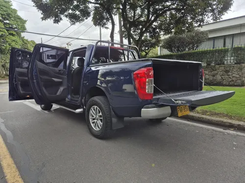 Nissan NP300 Frontier 2.5 S