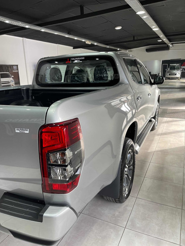 Imagen 2 de 17 de Mitsubishi L200 2022 2.4 Di-d High Power 181cv 2023 0km