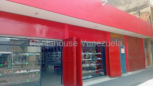 Amplio Local Comercial En Venta En Pleno Centro De Barquisimeto, A Pie De Calle En La Avenida 20 - M -c -t- #// Monica Carrasquel, Rah Centro Occidente /*# Oportunidad De Inversion