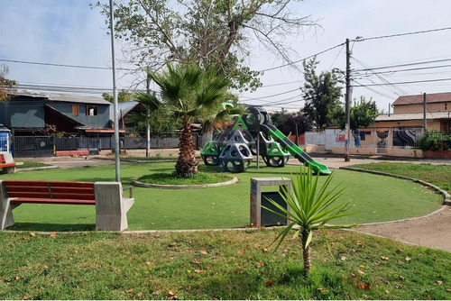 Amplia Casa Con Excelente Conectividad