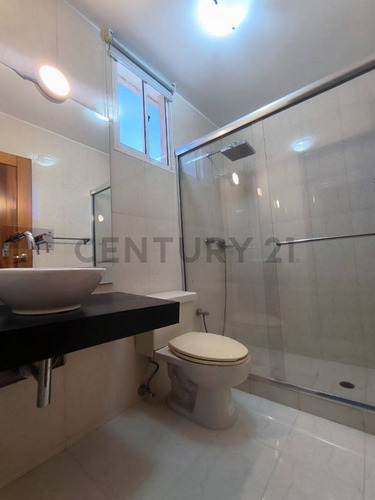 En Alquiler Tonwhouse En El Conjunto Residencial Esturion Lecheria