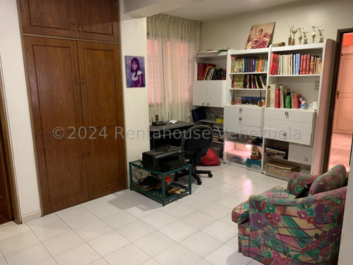 Ls Vende Apartamento P B Urb Miranda