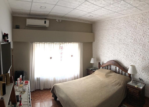 Imagen 9 de 23 de Chalet 4 Amb 2 Plantas Con Cochera