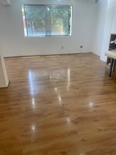 Local Comercial En Arriendo En Vitacura