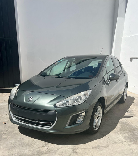 Peugeot 308 2.0 Feline 143cv