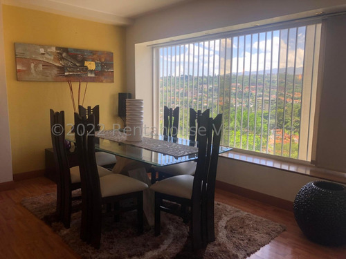 Ms: 25-8465. En Venta Amplio Y Seguro Apartamento En El Peñón. A=143m2, 3h, 3b, 1p.