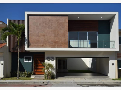 Imagen 2 de 12 de Casa Sola En Venta Frac Las Palmas
