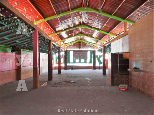 Local Comercial 355 M2 En Venta/renta, 2 Accesos, López Portillo, Crucero, Cancún