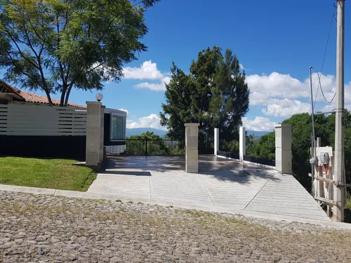 Venta Casa Jacarandas Con Alberca, Enorme Jardín, Amueblada, Equipada, Vistas Espectaculares Con Todos Los Servicios En Fracc Rancho San Diego Ixtapan De La Sal Edomex