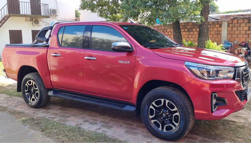 Imagen 4 de 10 de Toyota Hilux Automática