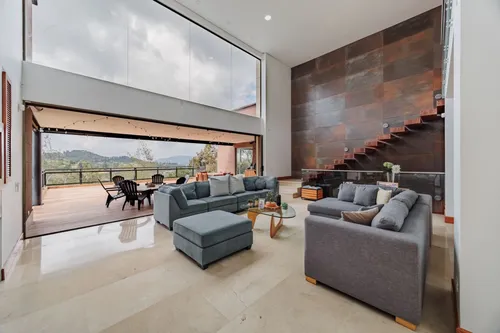 Casa En Venta En Envigado. Cod V12364
