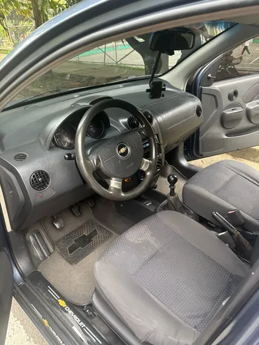 Chevrolet Aveo 1.6 Five