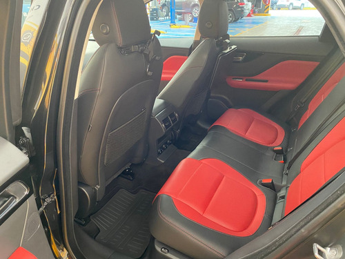Imagen 10 de 13 de Jaguar F-pace R-sport 2019