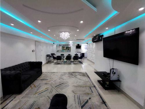 Apartamento En Venta En Valle Blanco Om-6249904
