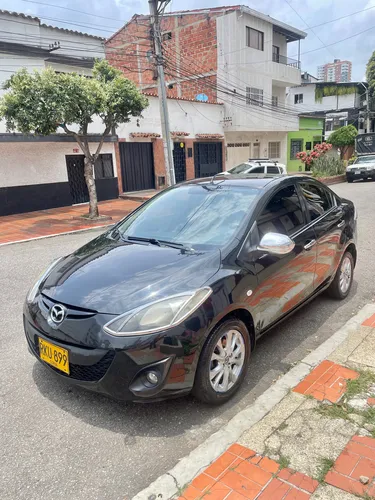 Mazda 2 At Sedan 2011
