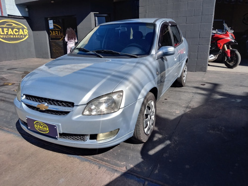 Imagem 1 de 15 de Chevrolet Classic Sedan 1.0 4p Vhce Flex Ls 2012