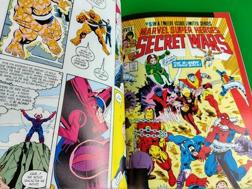 Marvel Comics Omnibus Secret Wars Latino