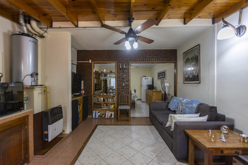 Duplex En Venta 4 Ambientes! Independiente