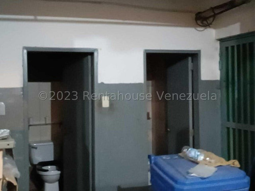 Venta De Amplio Local Comercial En San Agustín Del Norte. Cl. Mls-24-626