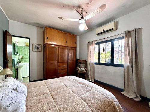 Casa En Venta De 1 Planta, Con Jardín, Quincho Y Garage - Barrio Santa Rita, Boulogne