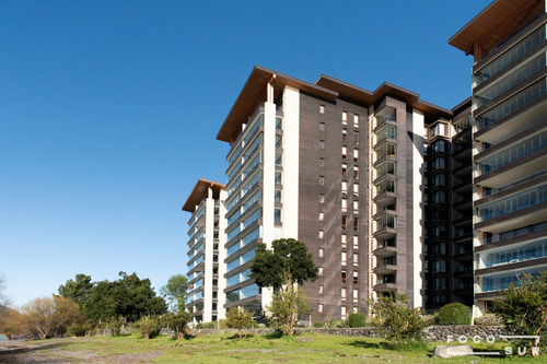 Depto. Con Vista Al Lago 3d-2b, En Condominio Parque Pinares