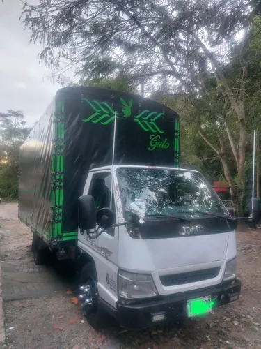 Camion Con Motor De Nkr Modelo 2012 Sin Restricciones