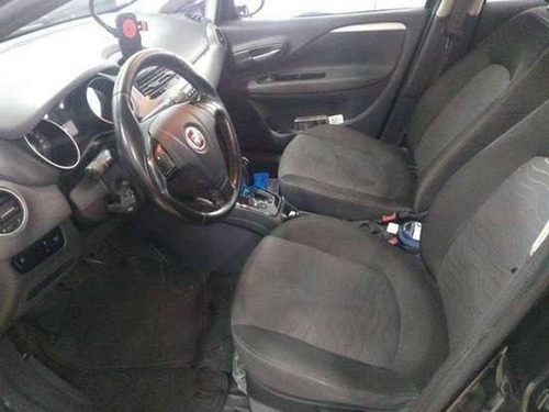 Imagem 9 de 10 de Fiat Punto 1.6 Essence 16v Flex 4p Automatizado