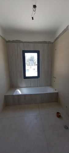 Imagen 9 de 12 de Santa Elena -pilar El Este ,con O Sin Pileta Excelente Casa