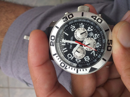 Relógio Tw Steel Mod. Tw72 Pulseira De Borracha (usado)