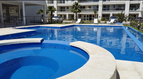 Imagen 6 de 19 de Venta De Hermoso Departamento De 2 Ambientes En Boulevard Del Sol, Pilar