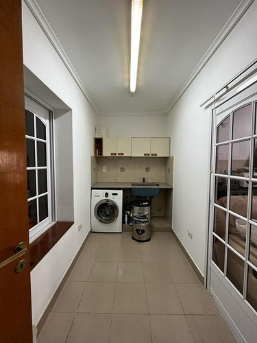Imagen 18 de 26 de Casa En Venta En Excelente Estado En Burzaco