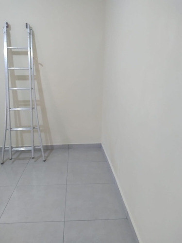Imóvel Com 3 Dorms, 1125m2 E 2 Vagas De Garagem À Venda - J