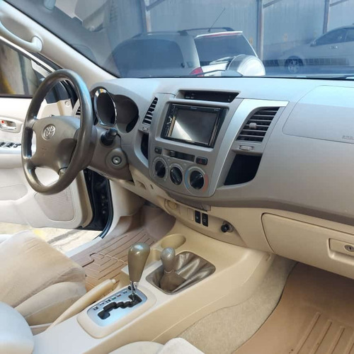 Imagen 14 de 18 de Toyota Fortuner