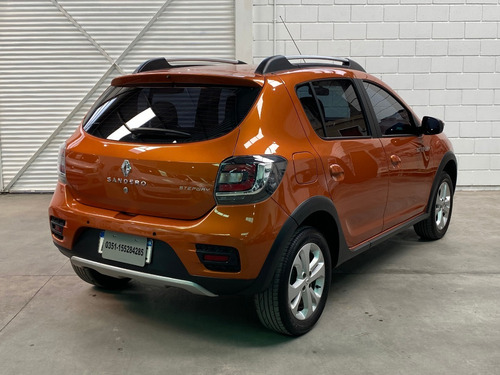 Imagen 6 de 19 de Renault Sandero Stepway Privilege 2018 1.6 Gnc * Financio *