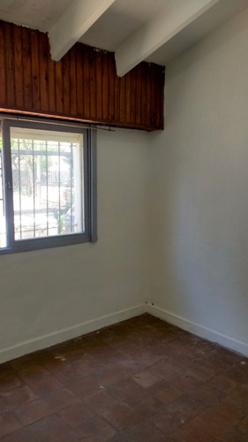 Venta Casa Con Jardín En Villa Concepción, San Martín/san Andrés