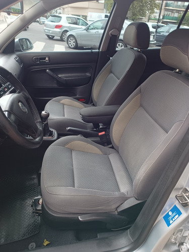Volkswagen Golf 1.6 Comfortline